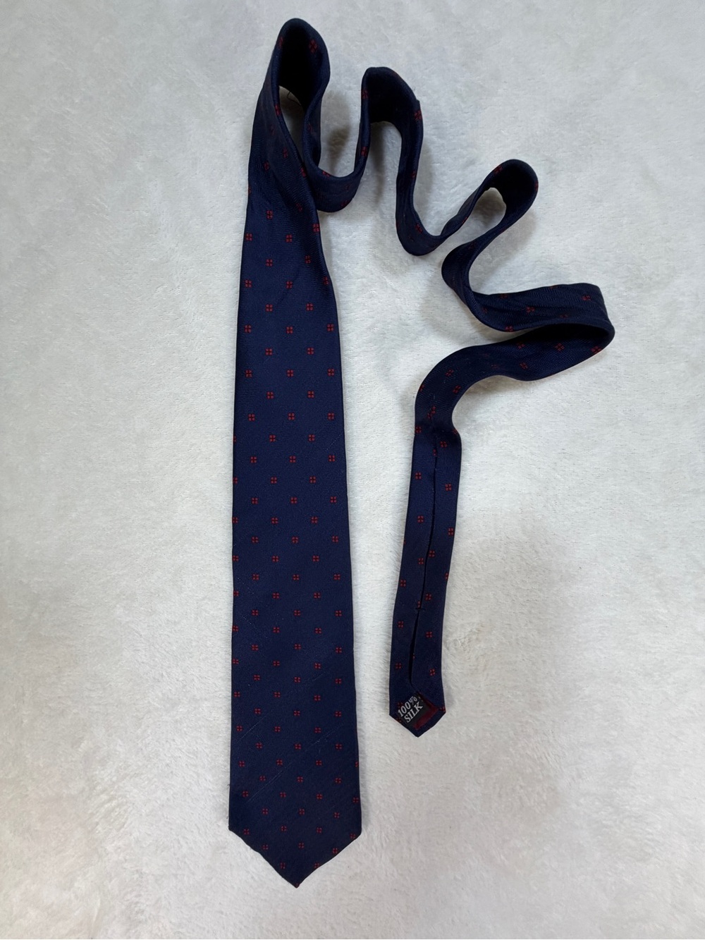 Oscar de la Renta Navy‎ Silk Tie with Red Micro Squares
